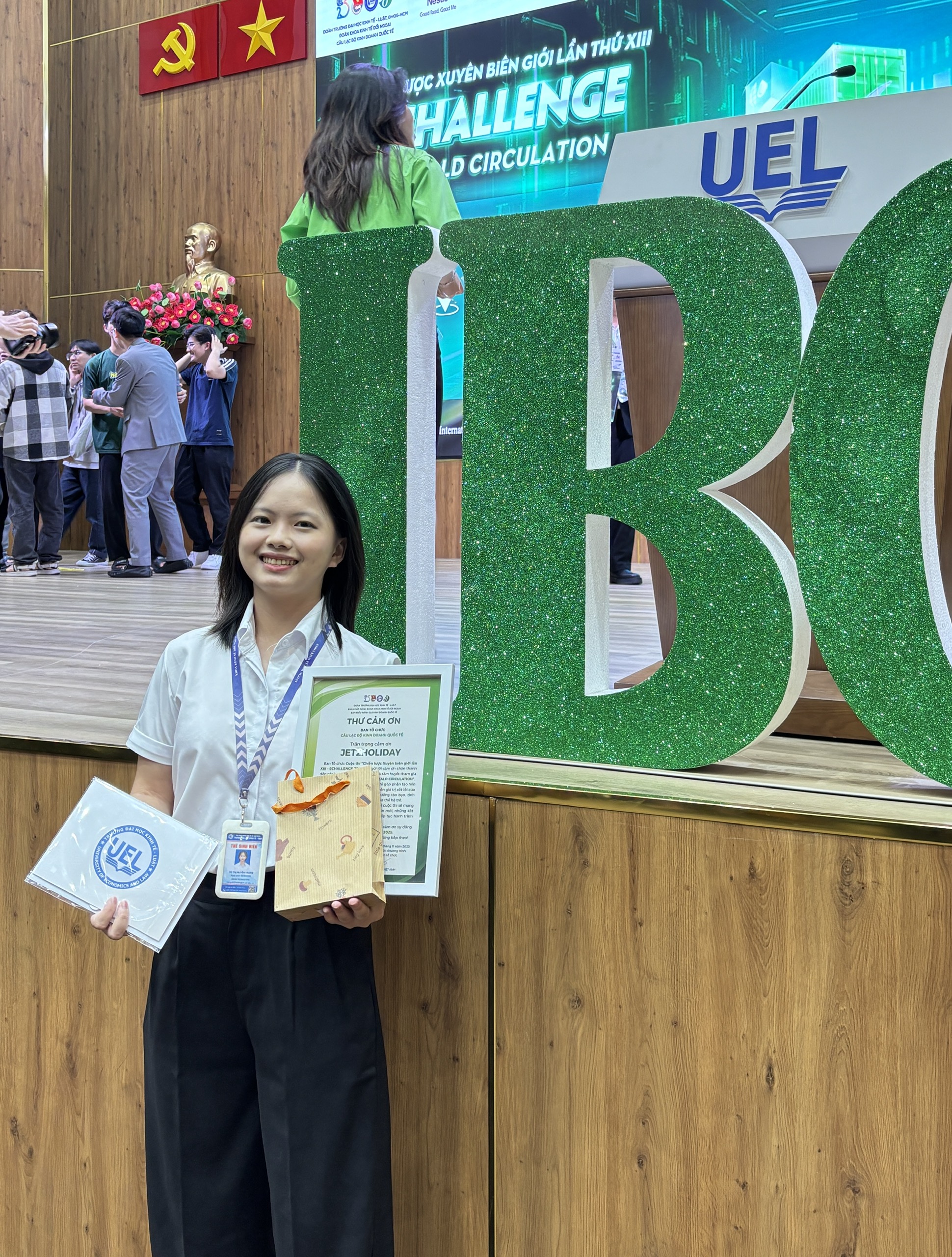 aa1ca75700238e7dd732